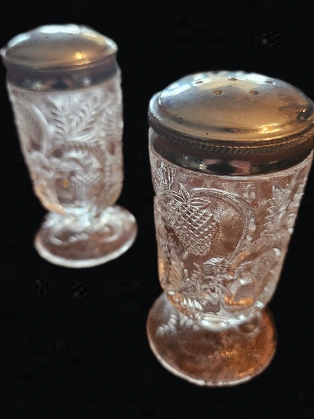 Vintage Fenton Glass Inverted Strawberry Clear Footed Salt & Pepper Shakers Set
